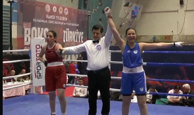 Beyzanur, 16 yıl aradan sonra milli takıma çağrılan ilk boksör oldu