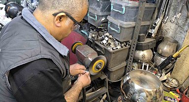 Bıçak bileyicileri Kurban Bayramı'ndan memnun