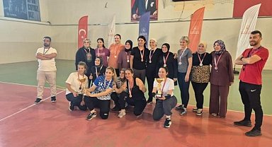 Bilecik'te Veliler Arası Voleybol Turnuvası düzenlendi