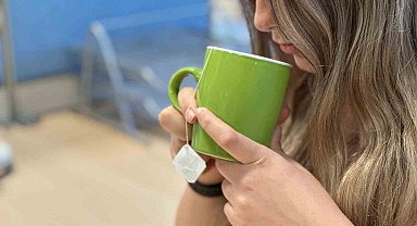 Bitki çaylarındaki bilinmeyen tehlike: "İçerisinden ilaç kalıntısı çıkabiliyor"