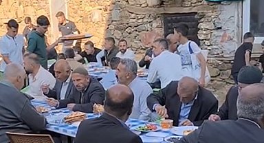 Bitlis'te bayramlar birlik ve beraberlik içinde kutlanıyor