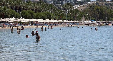 Bodrum sahillerinde 'bayram' yoğunluğu