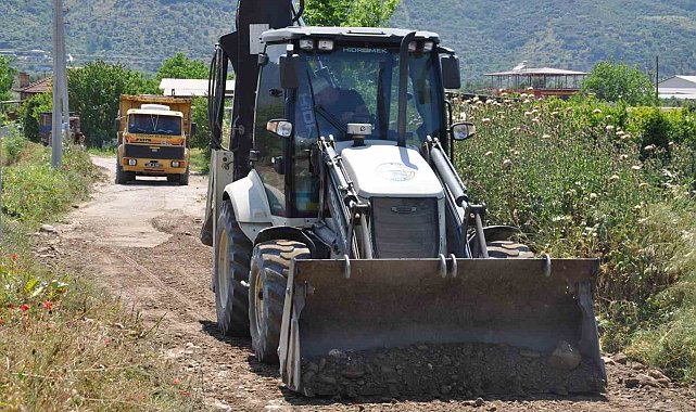 Bozdoğan Belediyesi'nden ova yollarına bakım