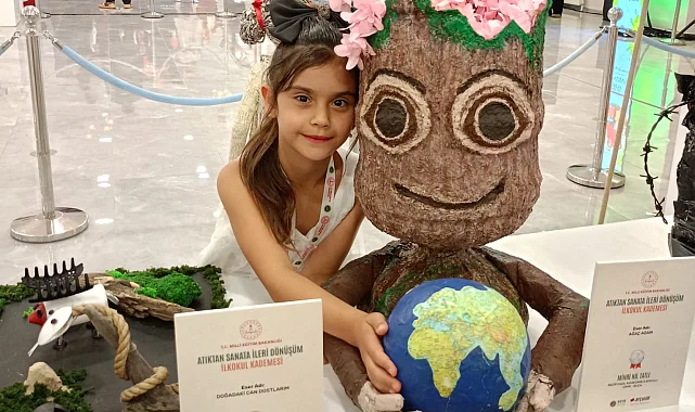 Bucalı ilkokul öğrencisine 'sıfır atık' Türkiye ödülü kazandırdı