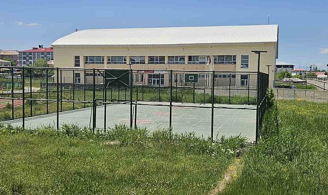 Bulanık ilçesi modern spor tesislerine kavuşuyor