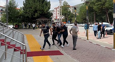 Burdur'da halasının oğlunu öldüren sanık : "Korkutmak istedim, öldürmek istememiştim"