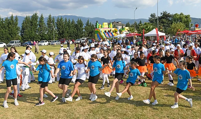 Bursa Osmangazi Belediyesi'nden gençlik ve spor şenliği