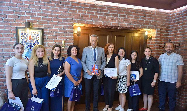 Bursa'da 'Esnek Oyun Alanı Projesi'yle çocuklar eğlenerek öğrendi