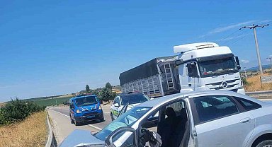 Bursa'da dikkatsizlik kazaya sebep oldu: 5 yaralı