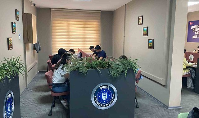 Bursa'da gençlik merkezleri, sınav haftasında 24 saat açık