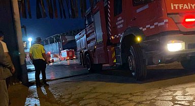 Bursa'da geri dönüşüm tesisinde yangın