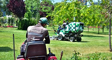 Bursa'da parklar yaza hazırlanıyor