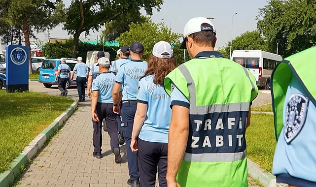 Bursa'da zabıta ekipleri bayramda da sahada