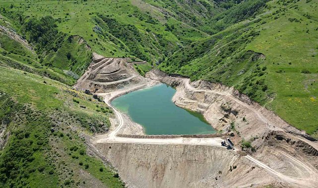Büyükşehir Belediyesinden tarıma sulama desteği