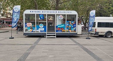 Büyükşehirin Mobil Beyaz Masa Birimi ile hizmet her yerde