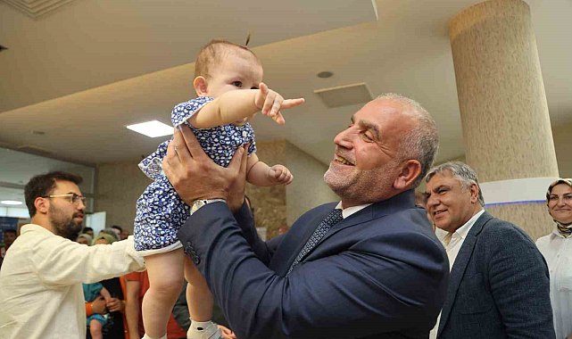 Canik'te coşkulu bayramlaşma