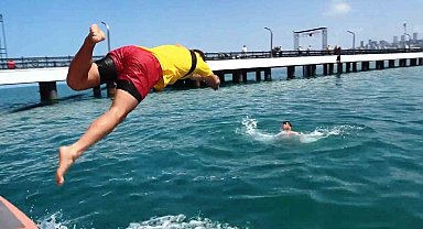 Cankurtaranlar Karadeniz'in hırçın sularında hayat nöbetinde