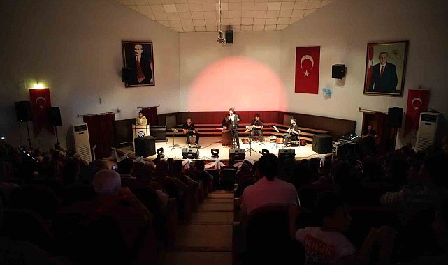 Canlı Sesler Yarışması'nda final heyecanı yaşandı