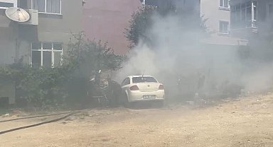 Çatalca'da park halindeki araç alev aldı