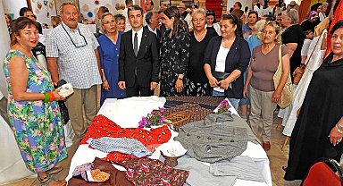 Çeşme Halk Eğitim Merkezi'nden yıl sonu sergisi