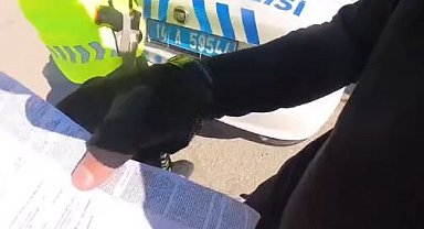 Cezaya rağmen tehlikeli sürüşe devam etti