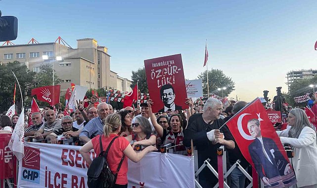 CHP Genel Başkanı Özgür Özel, Büyükçemece'deki mitingde konuştu