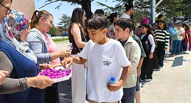 Çifteler'in 'Arife Çiçekleri"