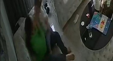 Çocuğuna şiddet uygulayan anne kamerada