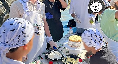 Çocuk yuvasında kalan minikler, üniversiteliler ile pasta yapmayı öğrendi