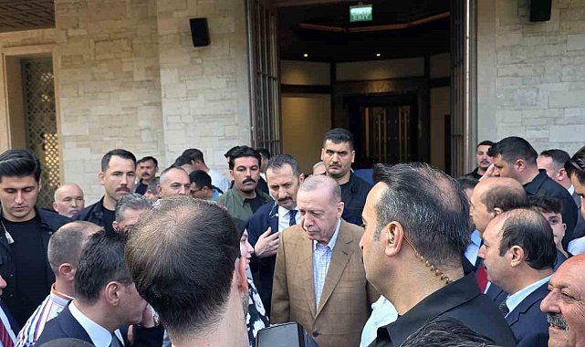 Cumhurbaşkanı Erdoğan Bayram namazını Marmaris Okluk Millet Camii'nde kıldı