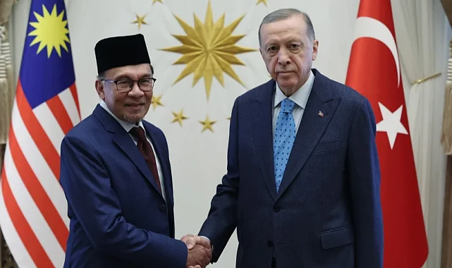 Cumhurbaşkanı Erdoğan, Malezya ve Ermenistan ile görüştü