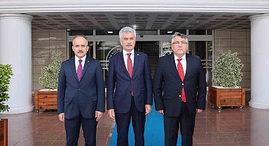 Danıştay Başkanı Yiğit'ten Rektör Özölçer'e ziyaret