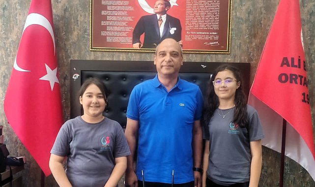 Denizli'de Bursluluk Sınavında 2 Türkiye 1.'si çıkardı