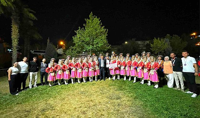 Denizli'nin halk oyunlarında Türkiye 3.'sü oldu
