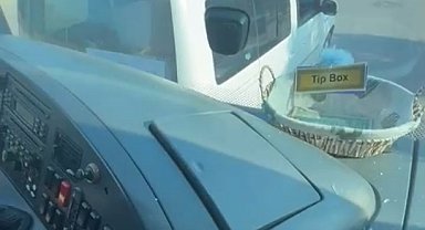 Didim'deki tur otobüsüne saldırı kınandı