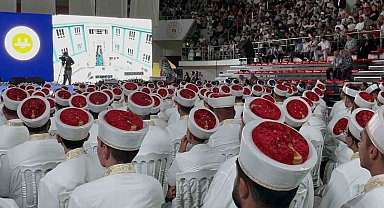 Diyanet İşleri Başkanı Erbaş, Konya'da Hafızlık İcazet Merasimi'ne katıldı