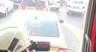 Diyarbakır'da yoğun trafik itfaiye ekiplerini engelledi