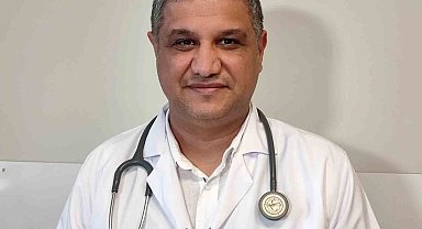 Doç Dr. Aktaş: "Sıcak çarpmasına karşı günde en az 2 litre su için"