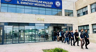 Dolandırıcılara yönelik operasyonda 13 kişi tutuklandı