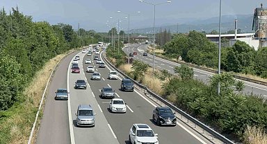 Dönüş göçü başladı: Trafik durma noktasına geldi