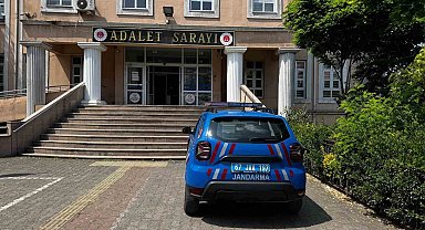 Durdurulan otobüste valiz içerisinde uyuşturucu hap ele geçirildi