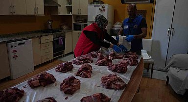 Düzce'de kurban etleri 86 aileye ulaştırıldı