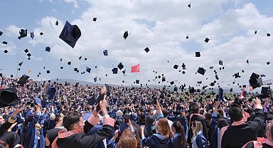 EBYÜ'nün akademik yılı mezuniyet töreni 20 Haziran'da