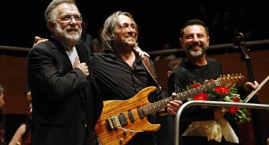 Ege'de 'Anıtsal Mekanlarda, Anıtsal Konserler'