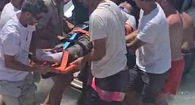 Eğitim alan kadın pilot denize düştü