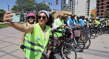 Elazığ'da pedallar sağlık için çevrildi