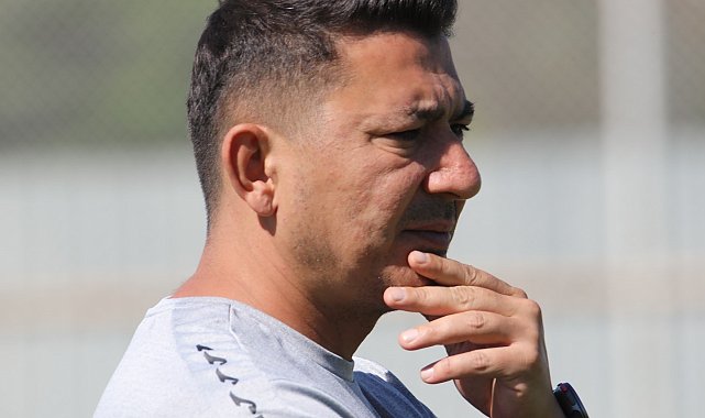 Elazığspor, Fırat Gül'le devam kararı aldı