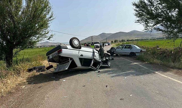 Elbistan'da trafik kazası: 2 yaralı
