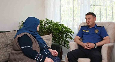 Emniyet Müdürü Baybaba, şehit annesini ziyaret etti