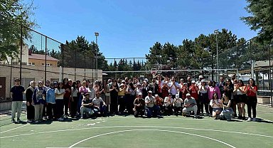 Engeller fileyi aştı, dostluk kazandı